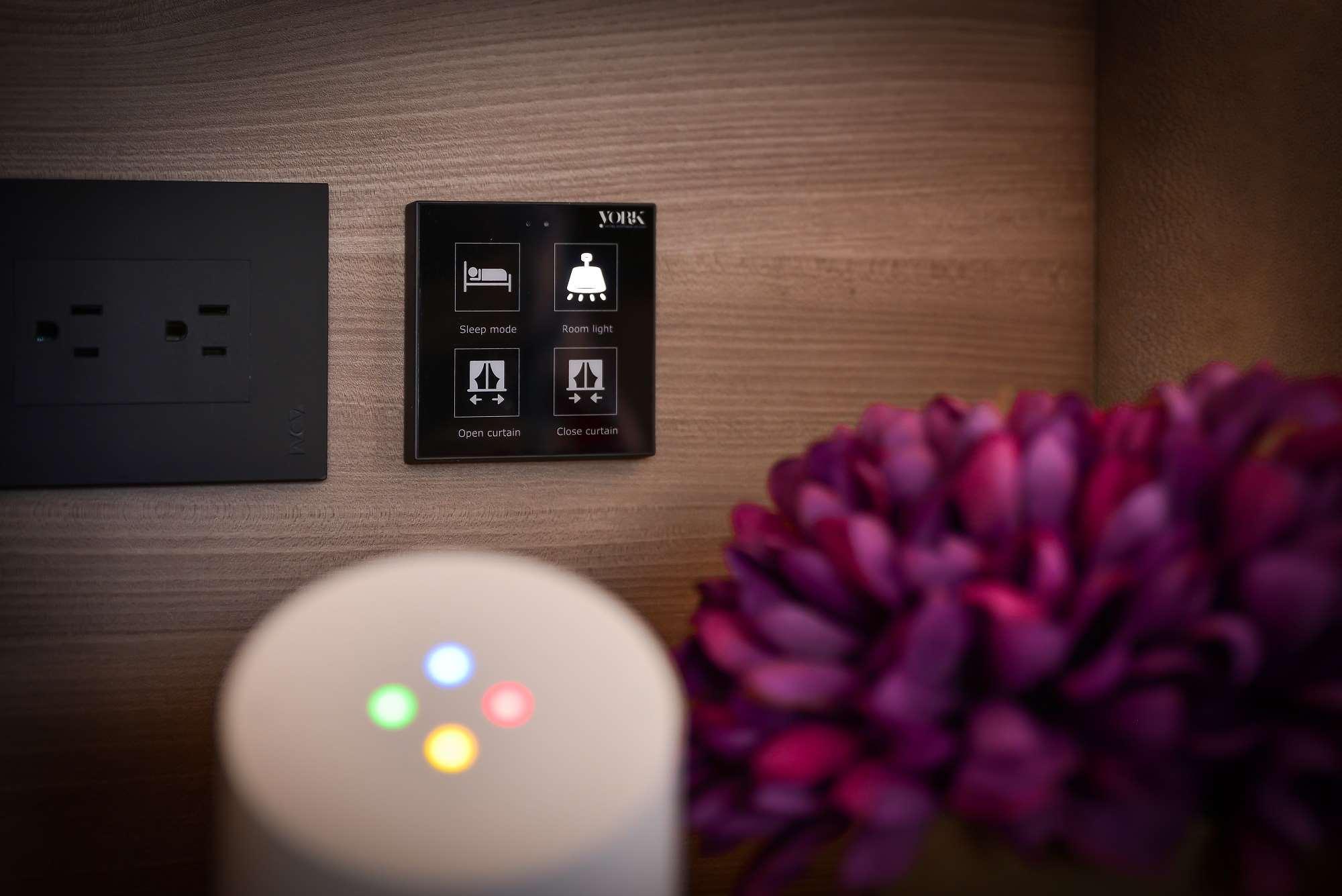 Hotel York Luxury Suites Medellin By Preferred Dış mekan fotoğraf Smart home automation